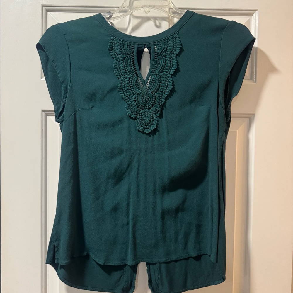 Daniel Rainn green  Lace Accent Blouse